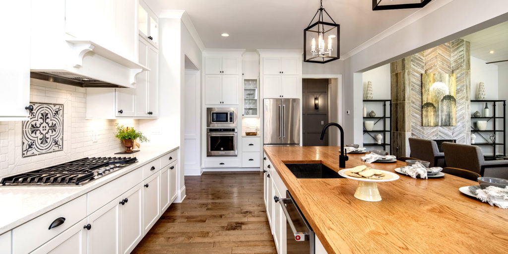 Discover the culture at Woodmont Cabinetry
